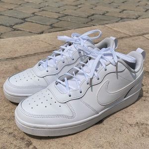 [7Y] Nike Boys Court Borough Low Top Sneaker - Cleaned & New Laces Summer Shoes